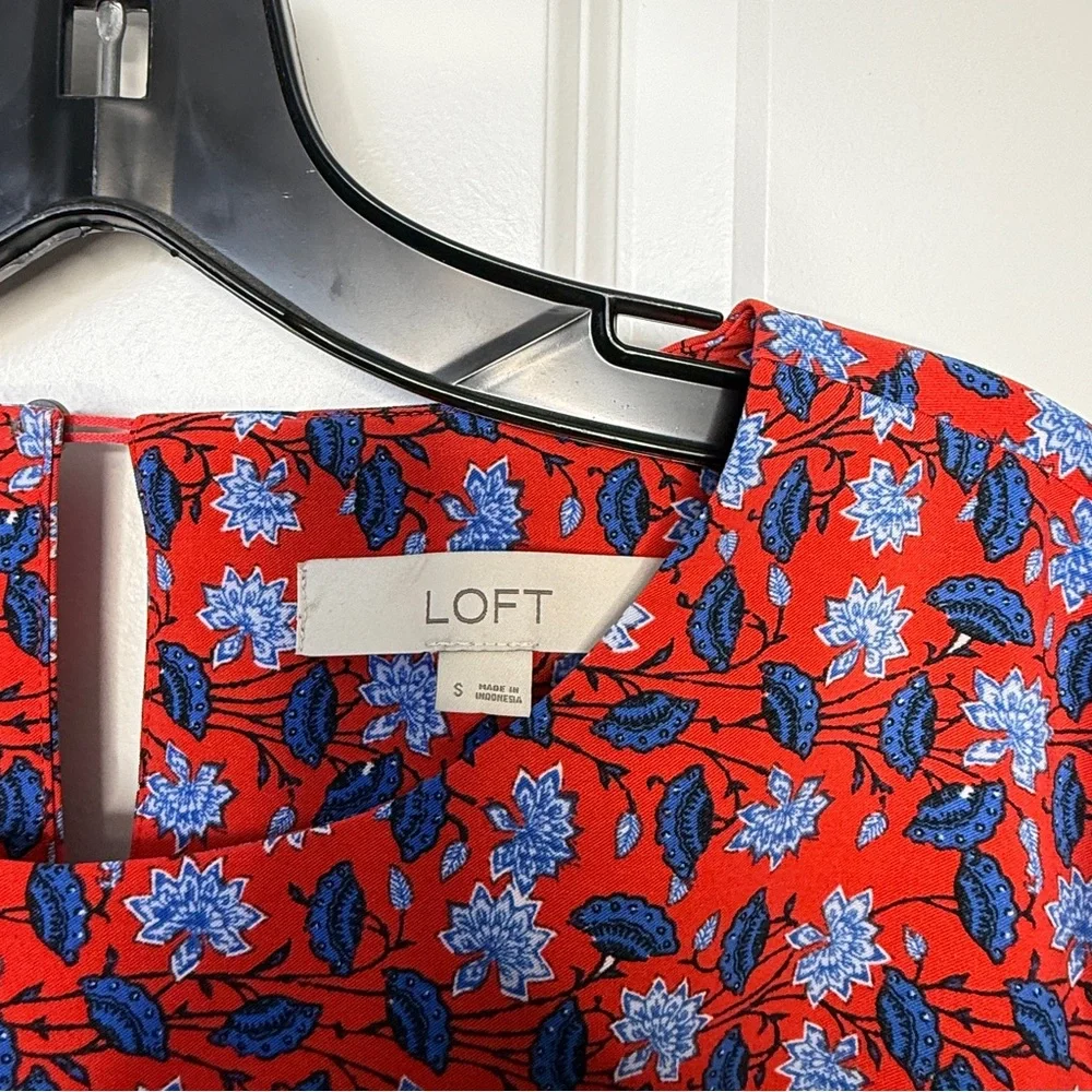 LOFT Red and Blue Casual Bishop Sleeve Dress - Picture 3 of 4